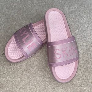 Kylie Skin APL Slides